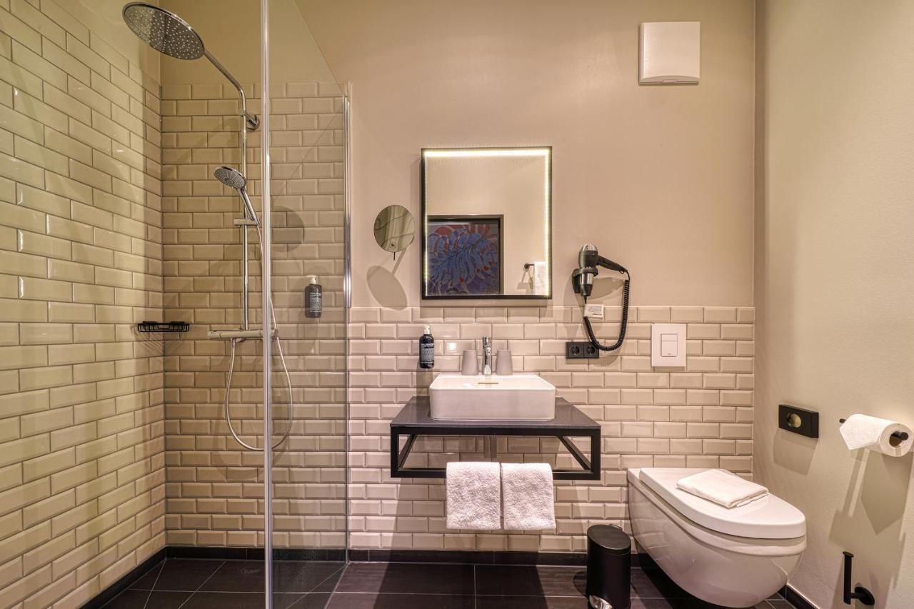 Vienna House Easy By Wyndham Bonn City Экстерьер фото